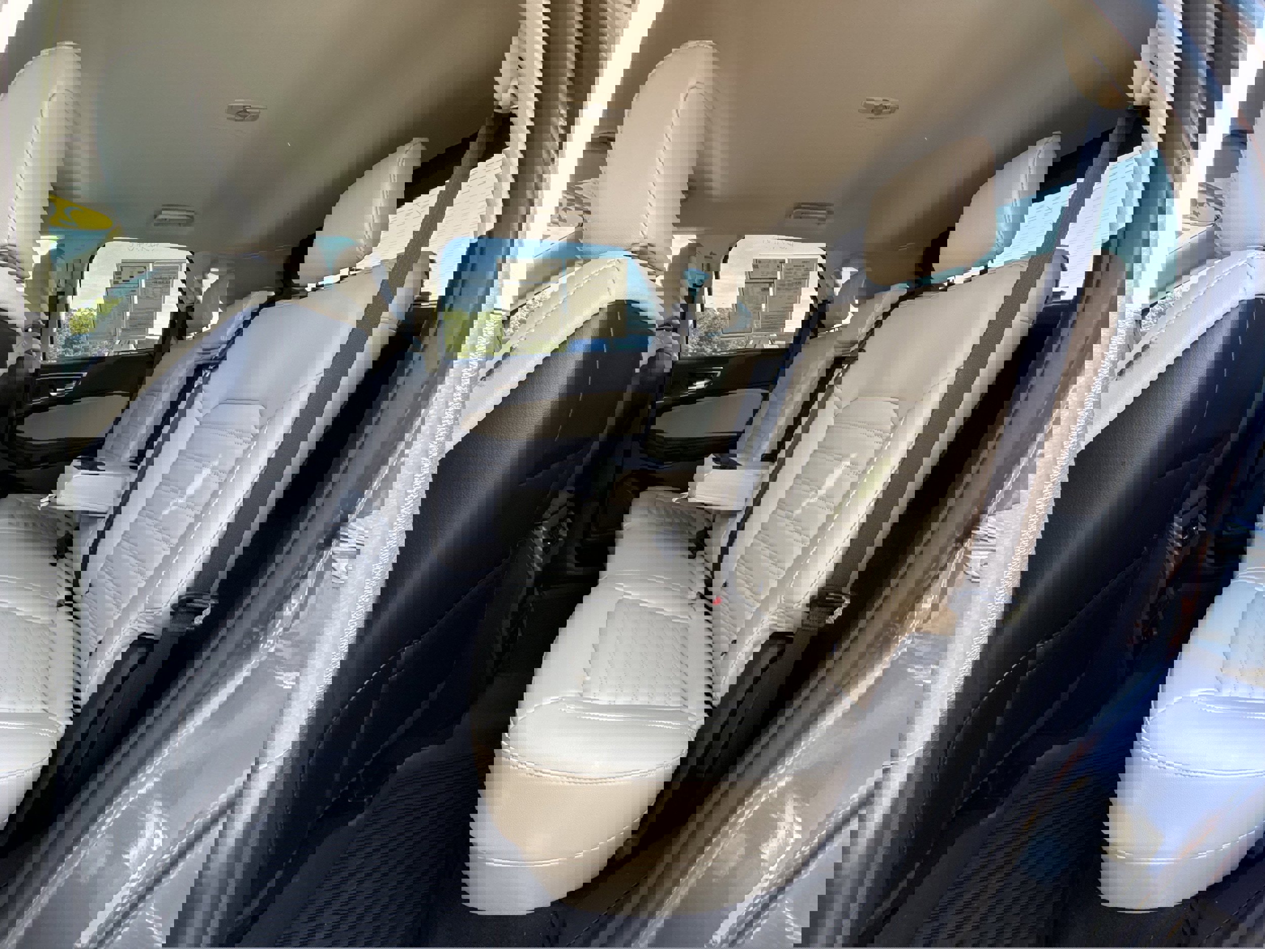 Used 2024 Ford Edge SEL image 21