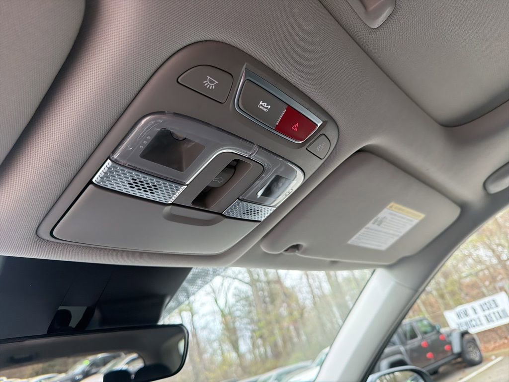 Certified 2025 Kia Telluride S image 20