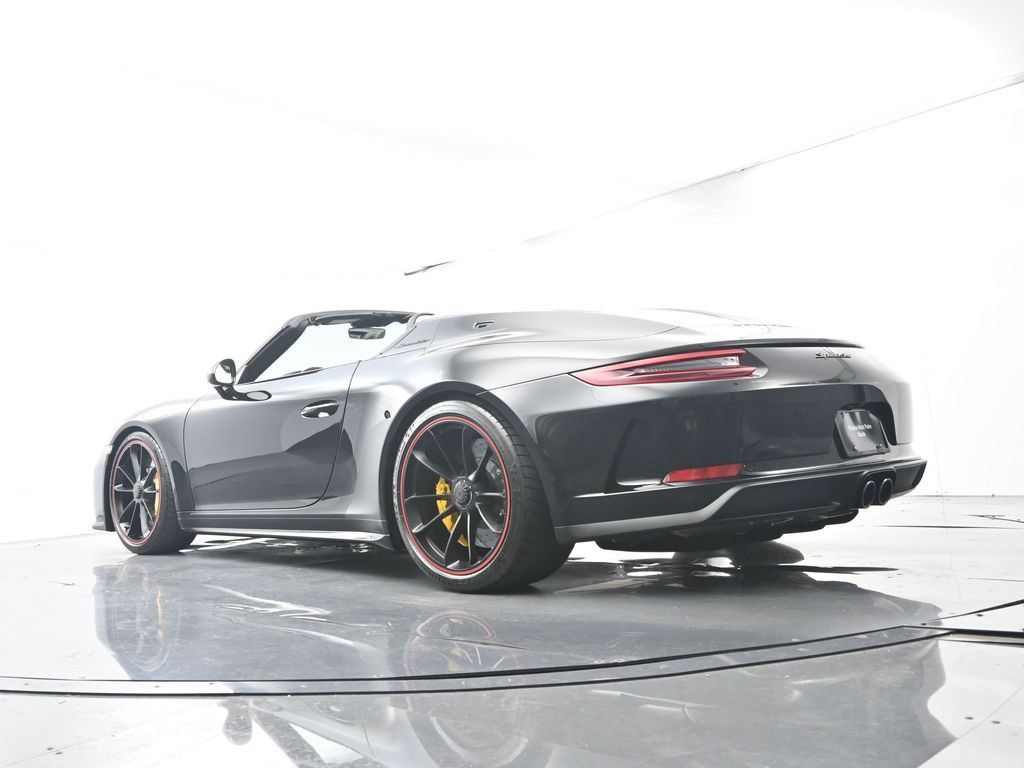 Certified 2019 Porsche 911 Speedster RWD image 59
