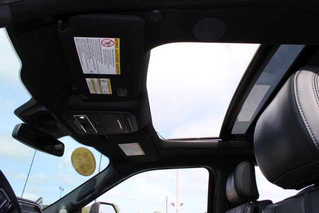 Used 2025 Ford F250 Platinum image 24