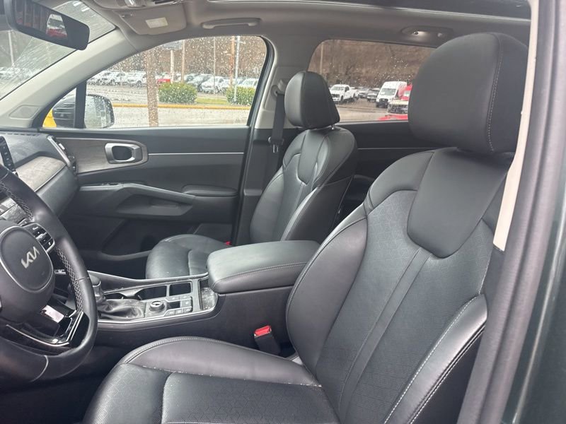 Used 2023 Kia Sorento X-Line EX image 12
