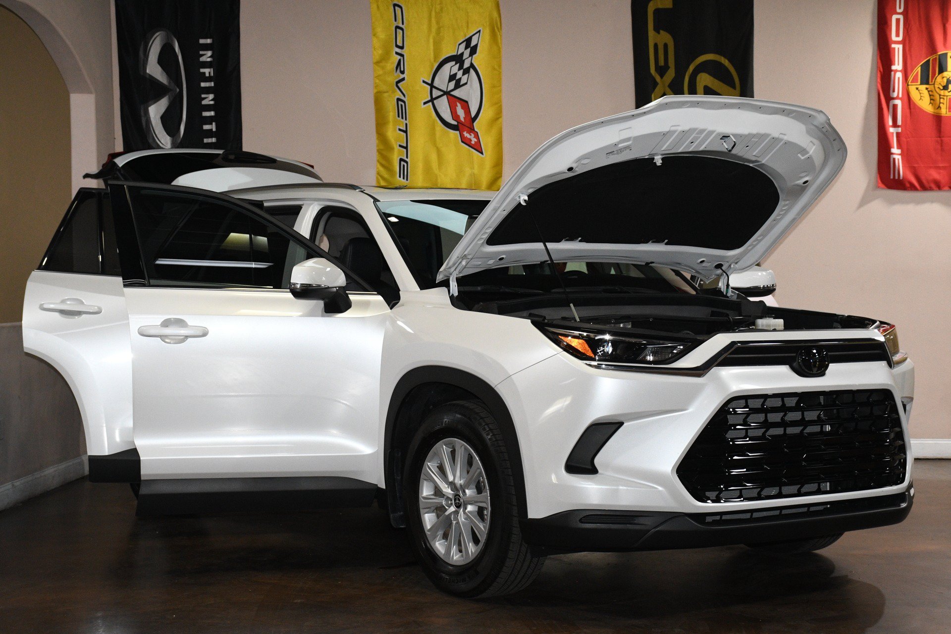 Used 2024 Toyota Grand Highlander FWD image 89