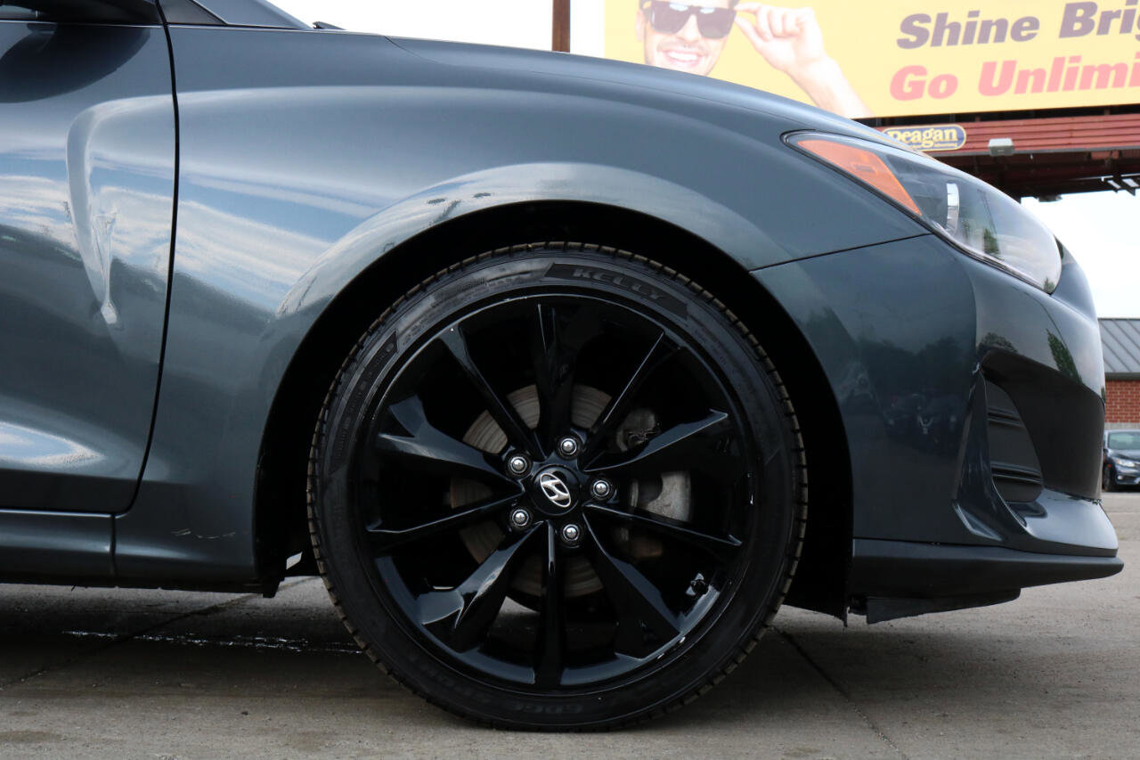 Used 2020 Hyundai Veloster 2.0 Premium image 5