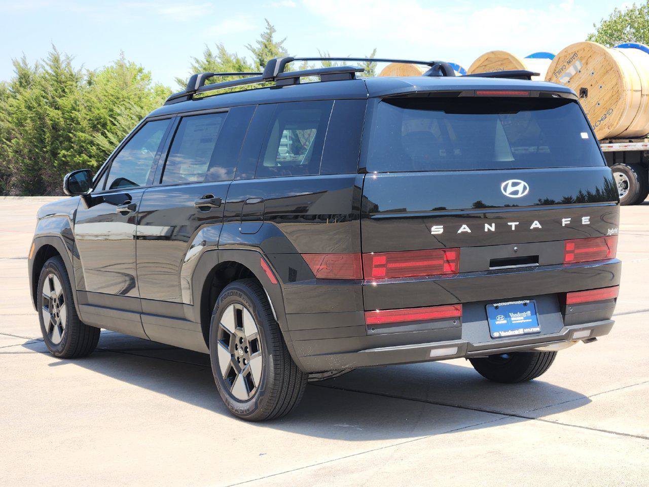 New 2027 Hyundai Santa Fe SEL FWD image 3