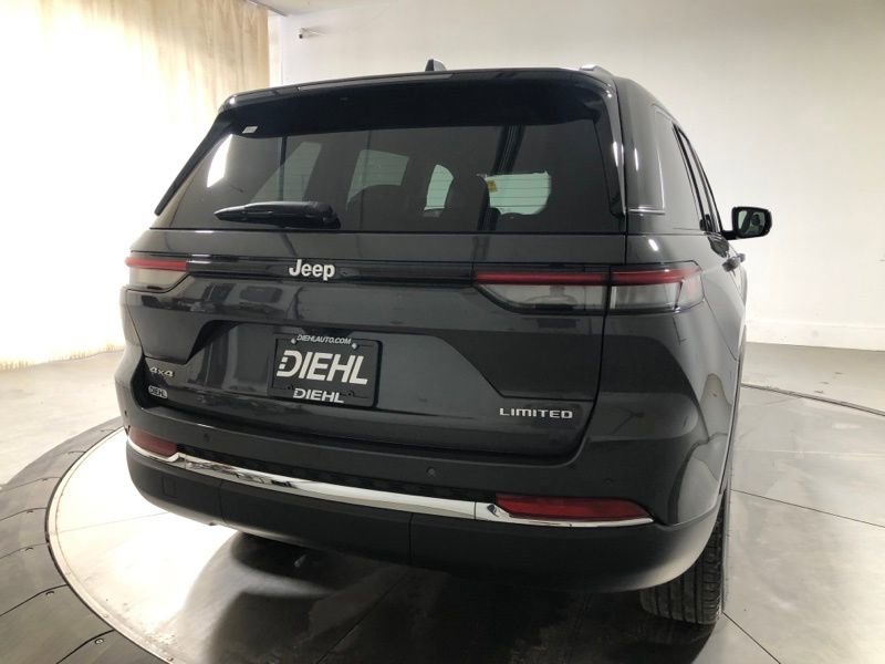 Used 2025 Jeep Grand Cherokee Limited image 7