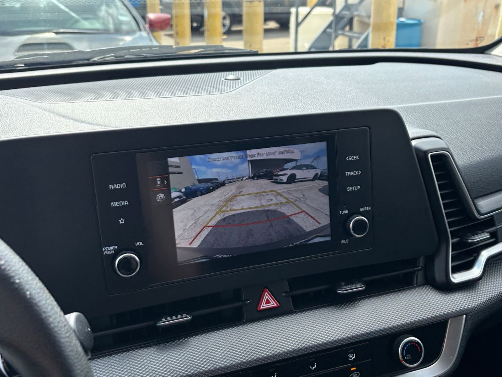 Used 2025 Kia Sportage LX image 23