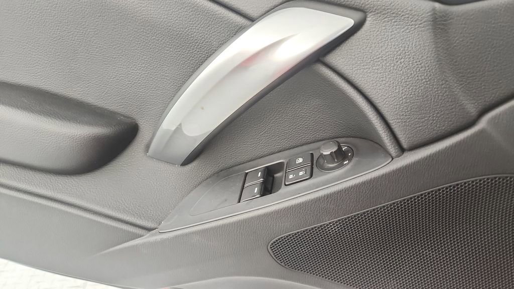 Used 2018 FIAT 124 Spider Classica image 16