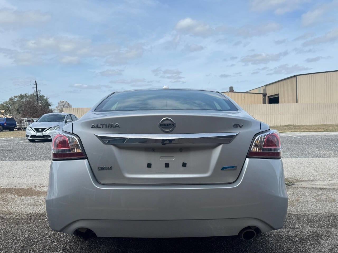 Used 2014 Nissan Altima 2.5 SV w/ Convenience Package image 9