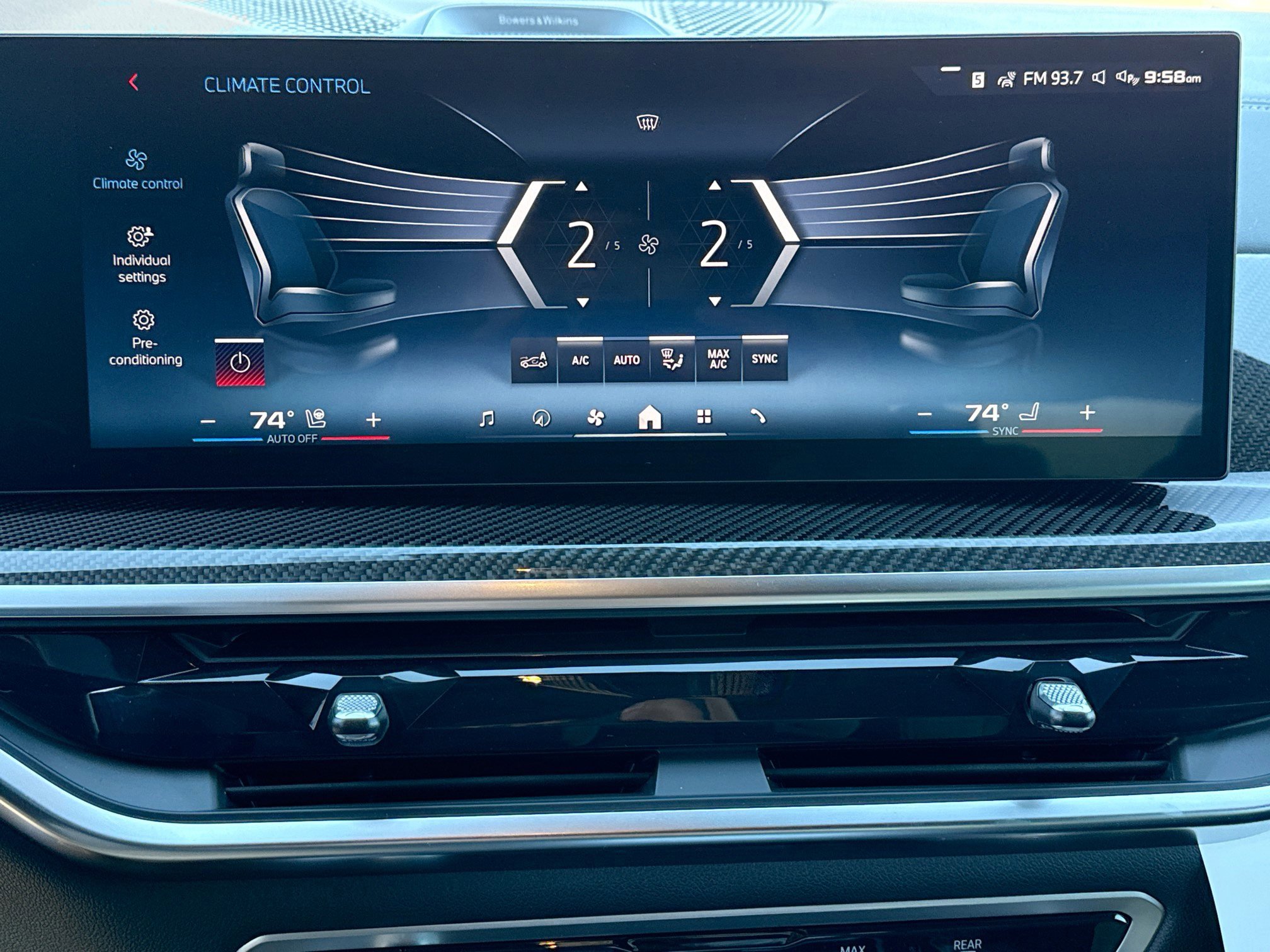 New 2026 BMW X6 M60i image 34