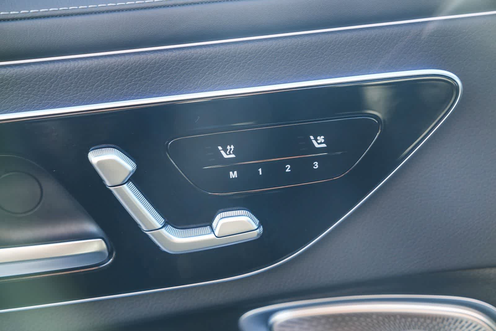 Used 2025 Mercedes-Benz CLE 300 4MATIC Coupe image 18