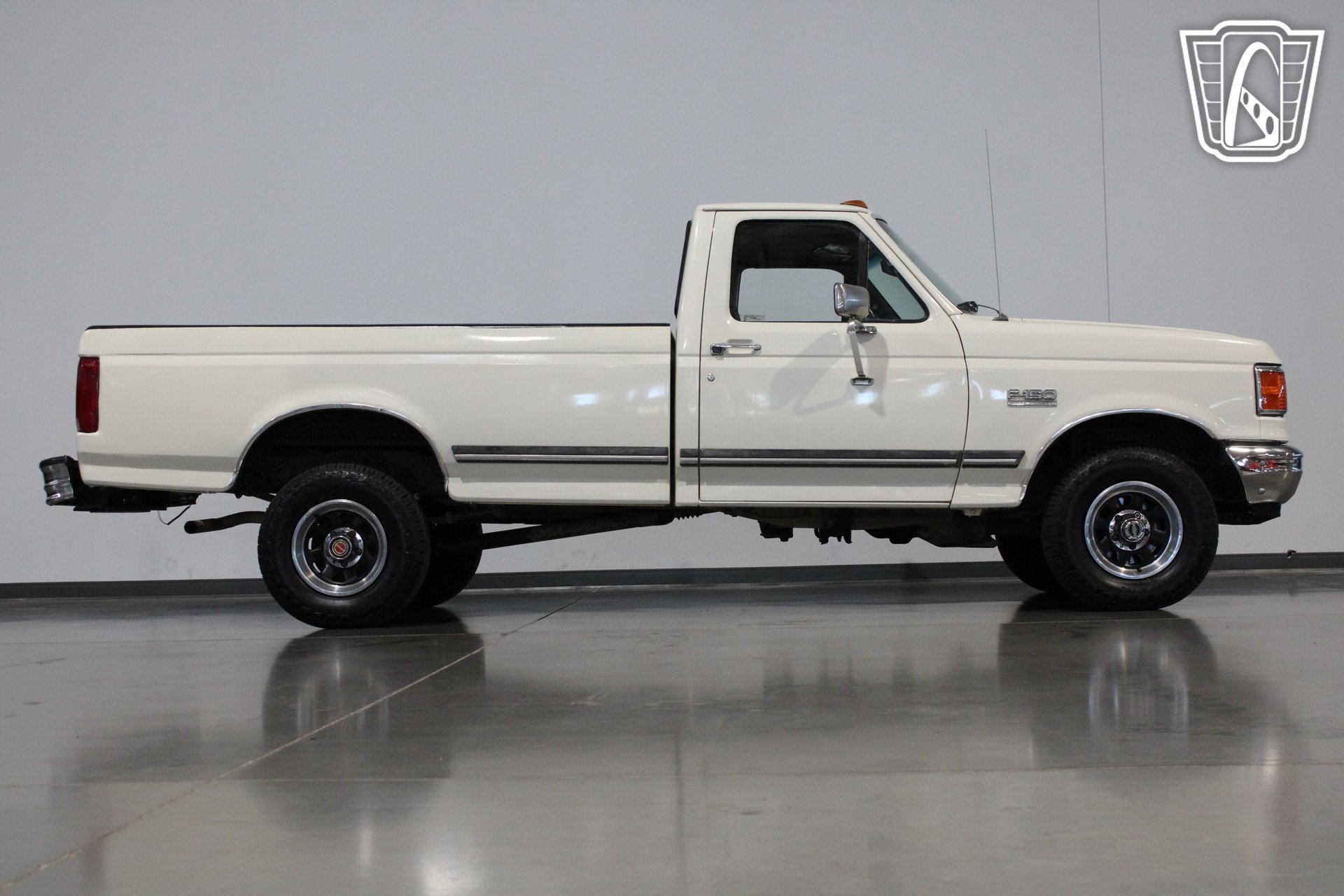 Used 1990 Ford F150 4x4 Regular Cab image 23