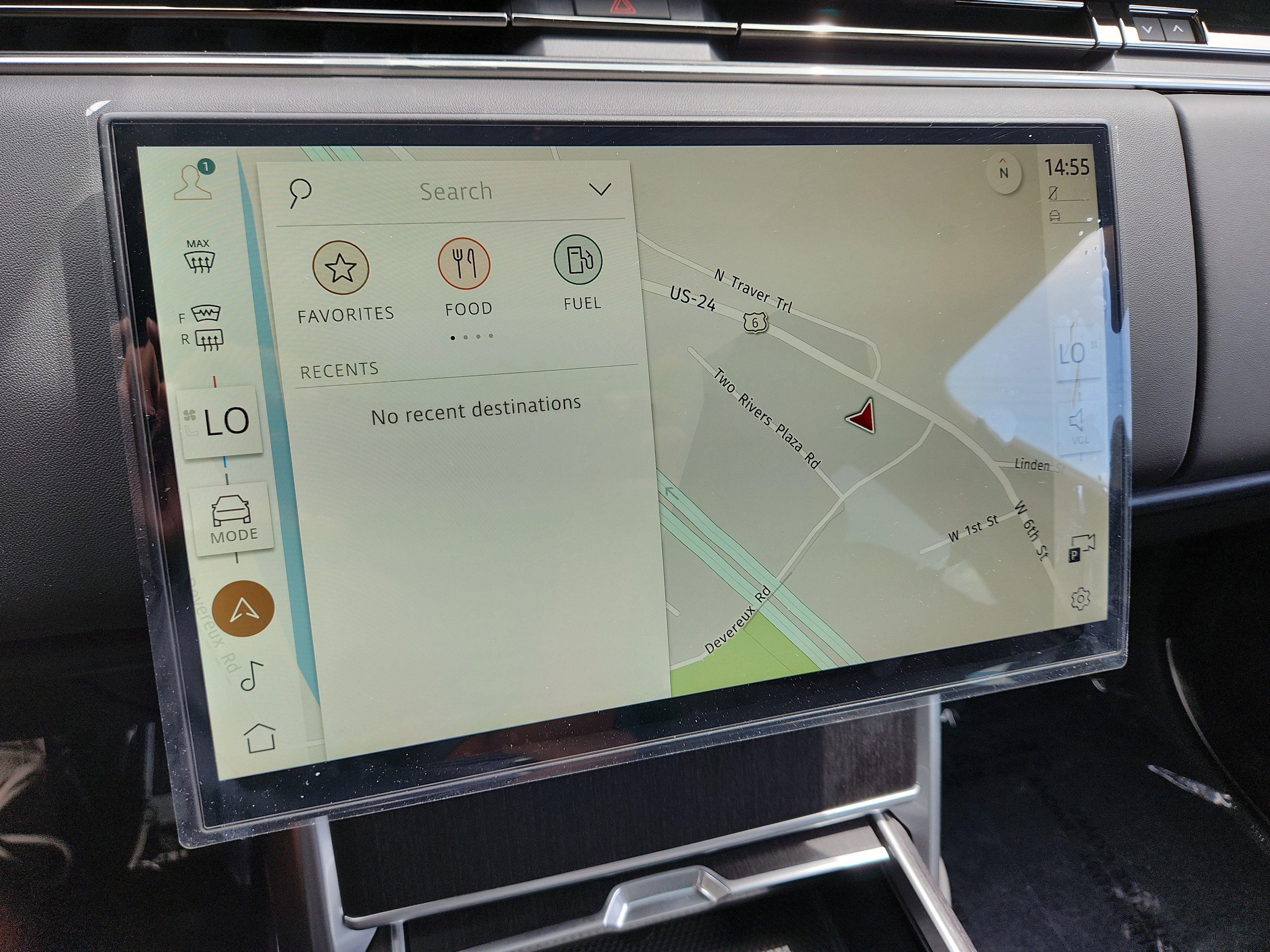 New 2025 Land Rover Range Rover SE image 29