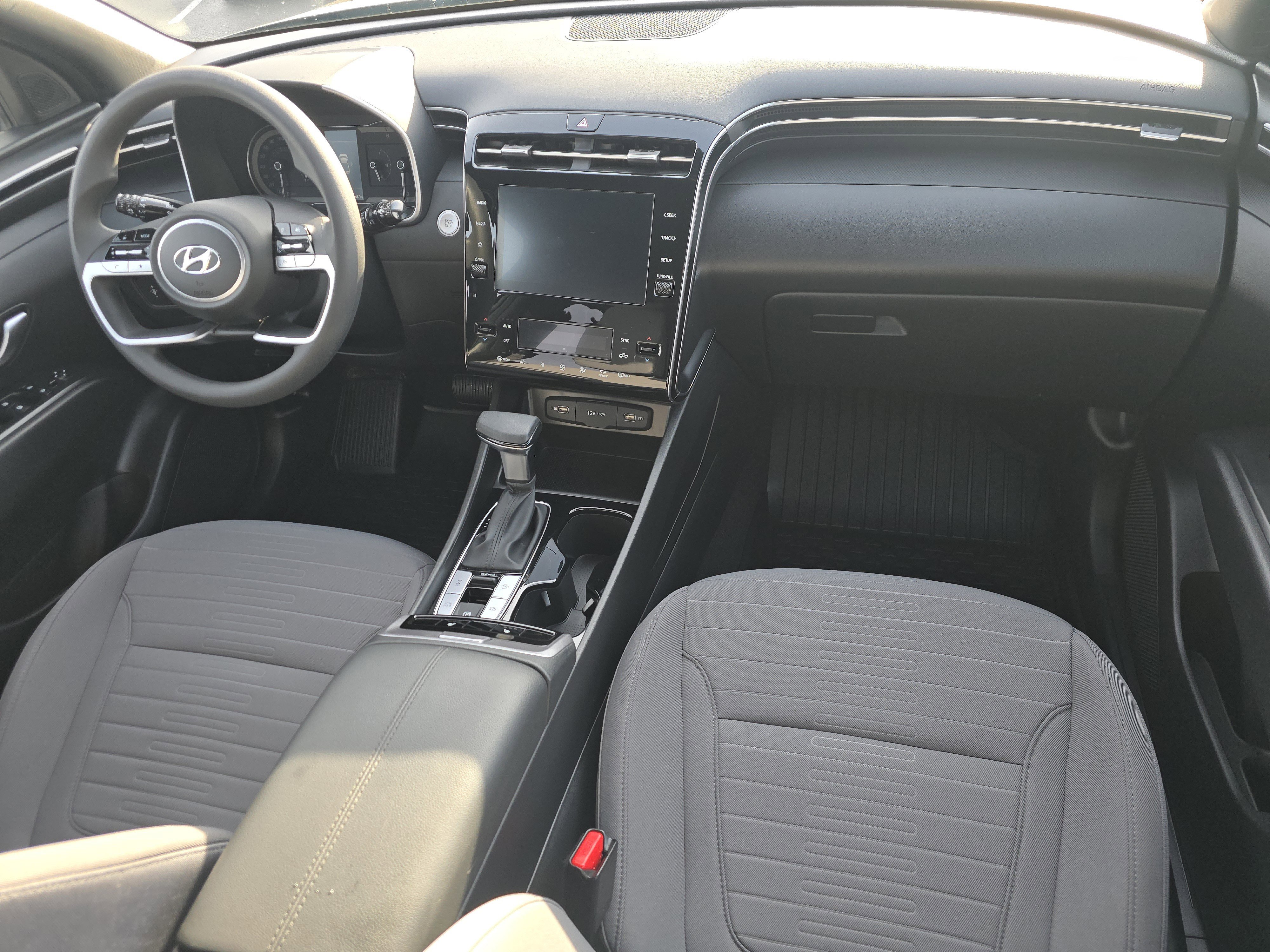 Used 2024 Hyundai Santa Cruz SEL image 16