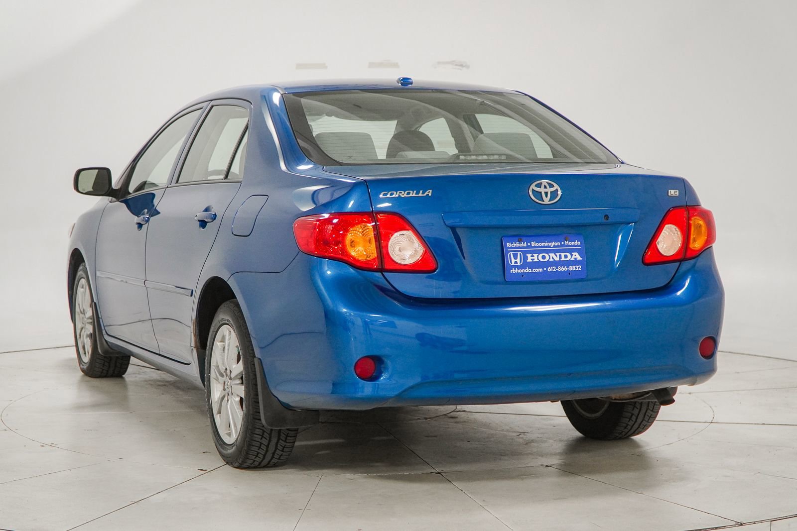 Used 2010 Toyota Corolla LE image 8