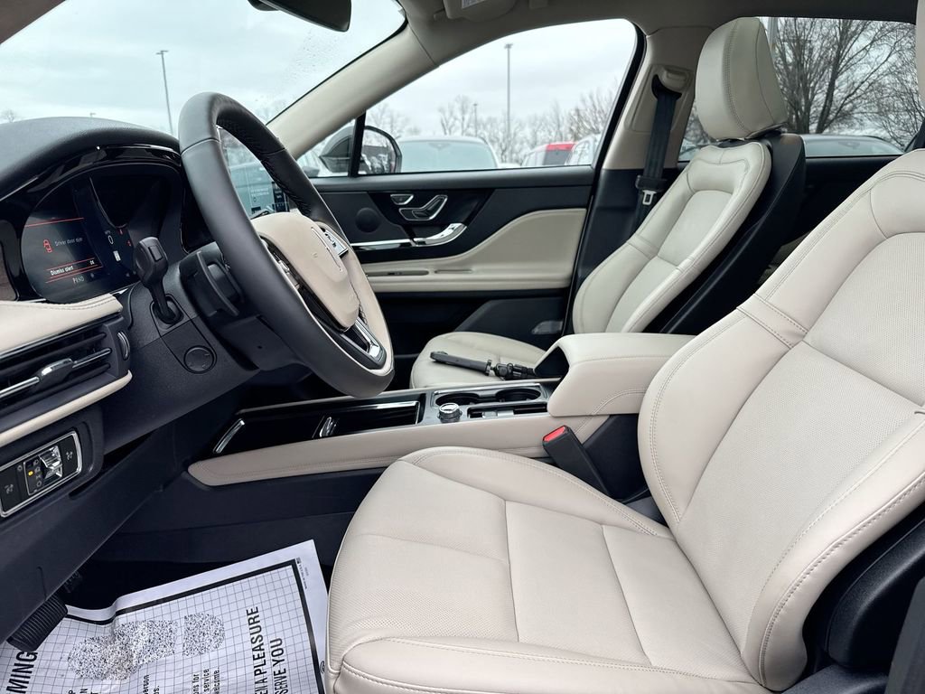 New 2026 Lincoln Corsair Reserve image 20