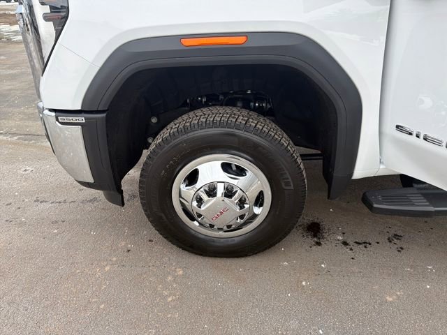 New 2026 GMC Sierra 3500 SLE w/ SLE Convenience Package image 18