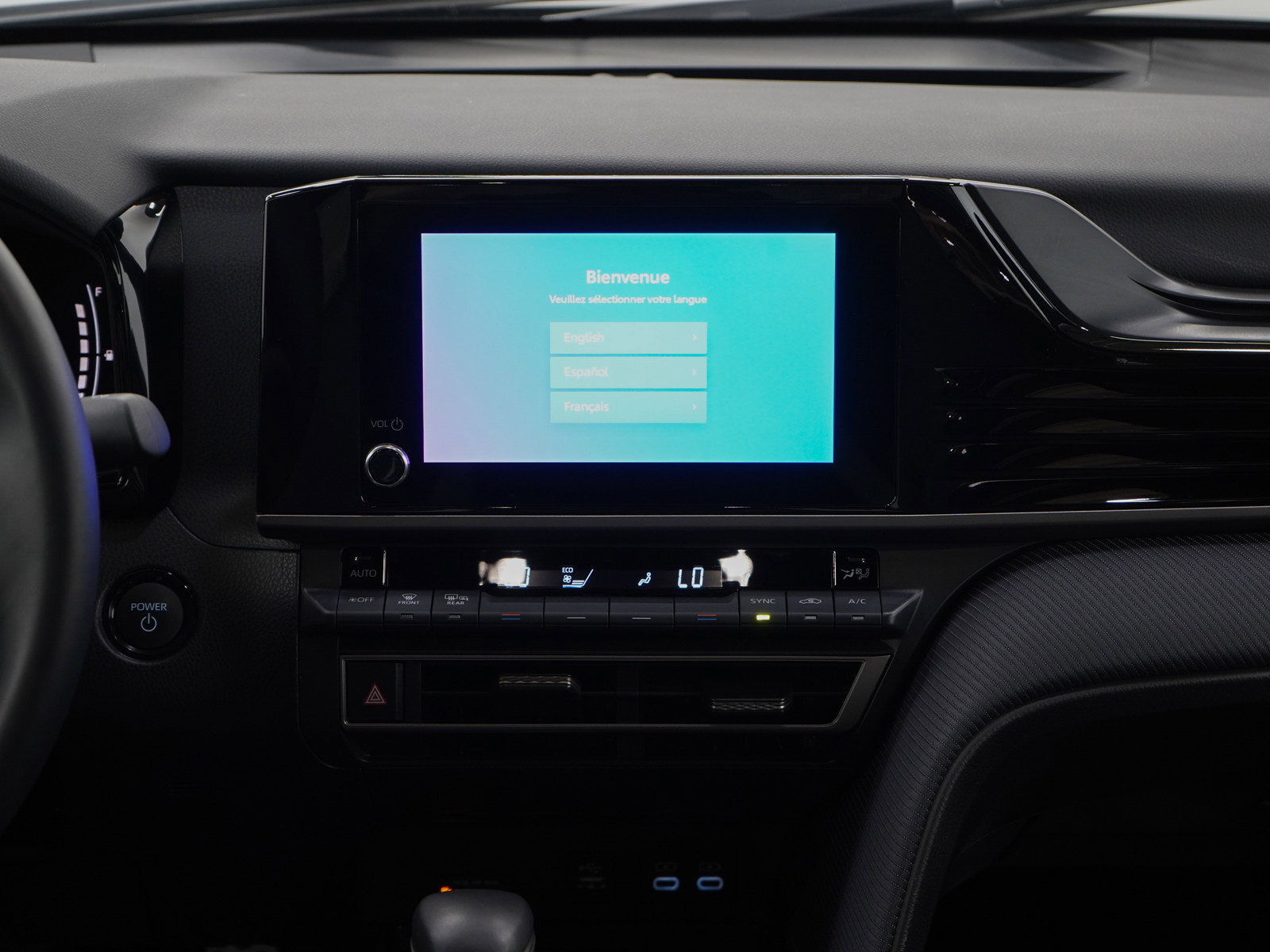 Used 2025 Toyota Camry SE FWD image 15