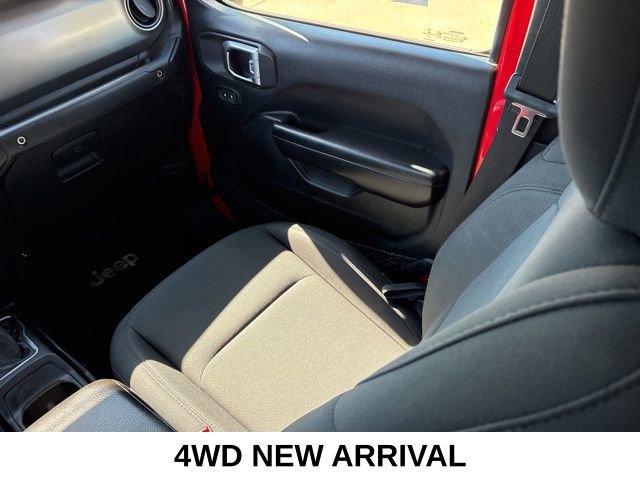 Used 2020 Jeep Gladiator Sport w/ Quick Order Package 24S image 16