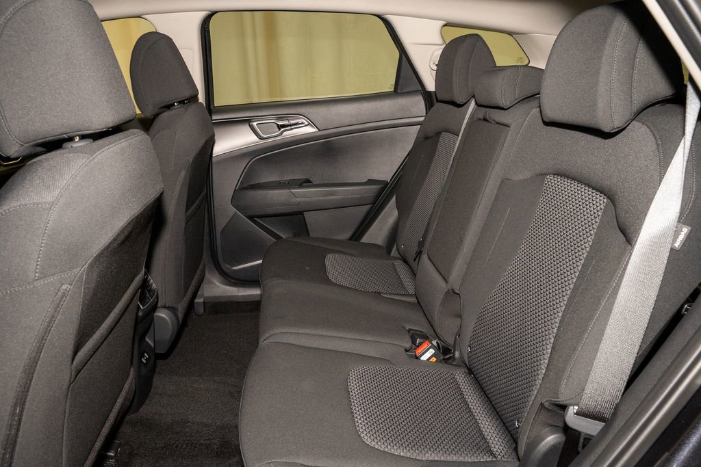 New 2026 Kia Sportage LX image 9