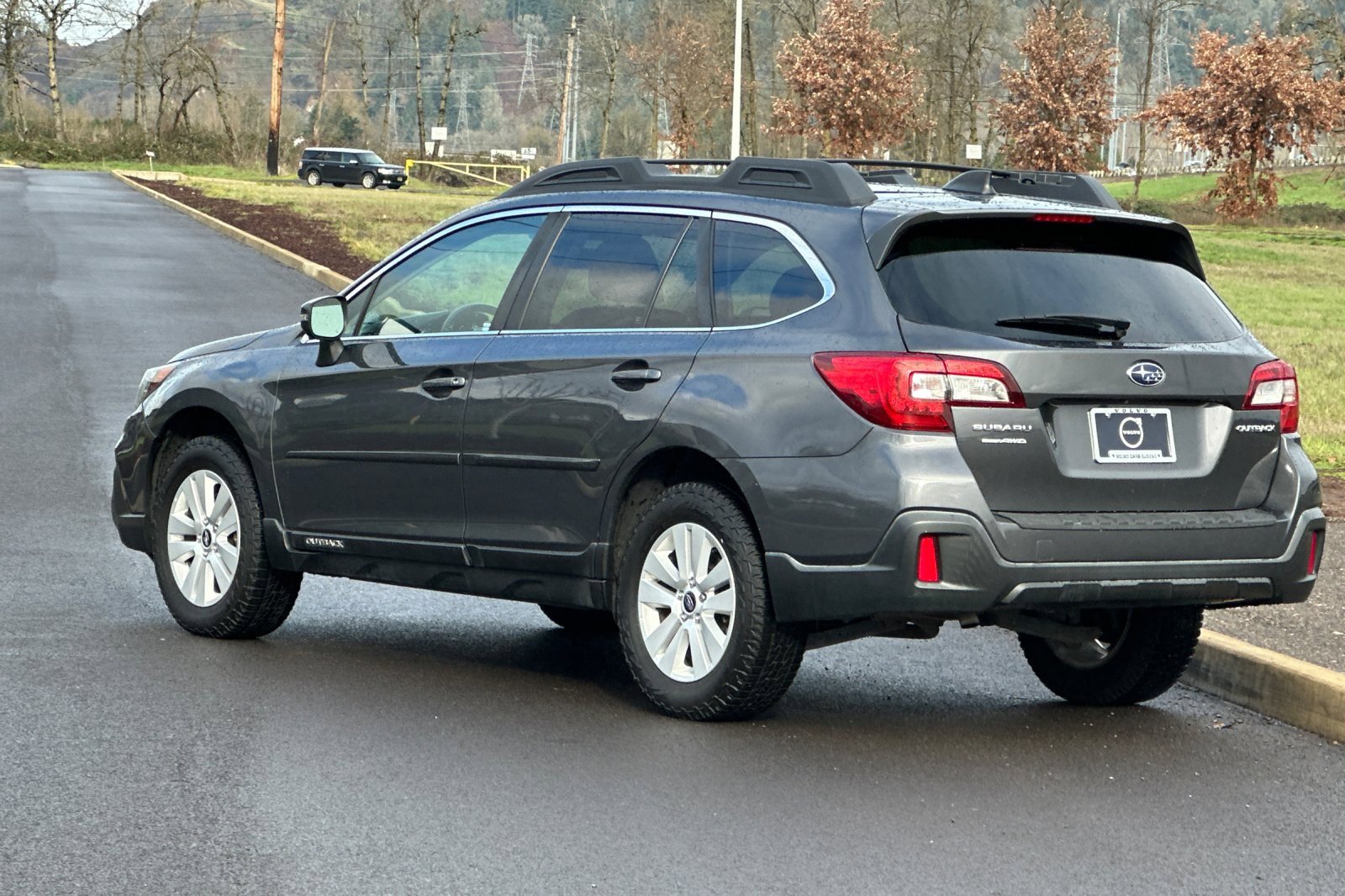 Used 2018 Subaru Outback 2.5i Premium image 5