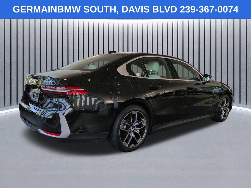 Used 2026 BMW i5 eDrive40 RWD image 5