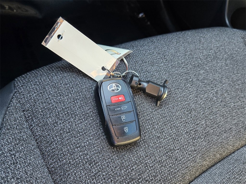 Used 2023 Toyota Crown XLE image 18