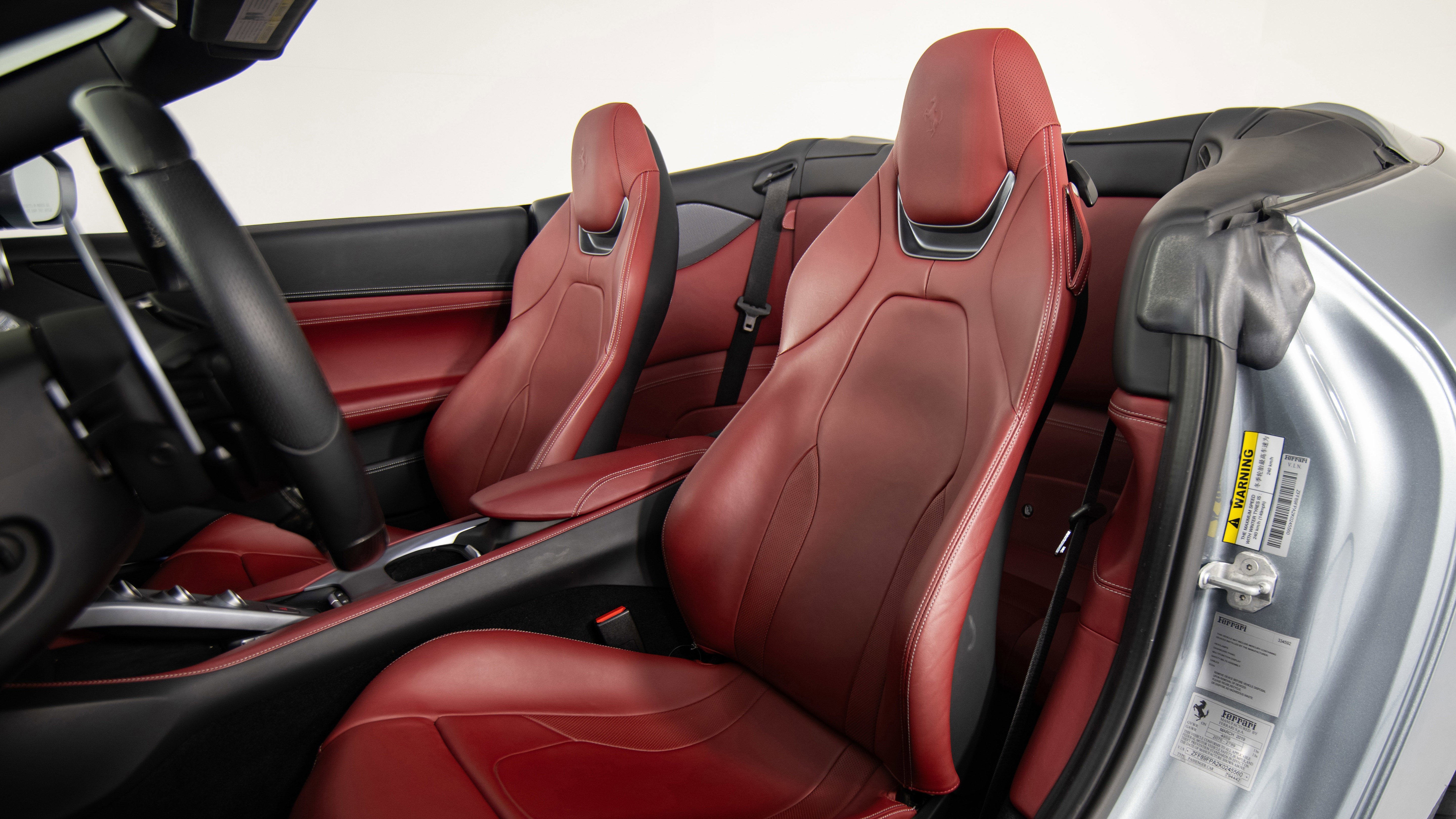 Certified 2019 Ferrari Portofino image 37