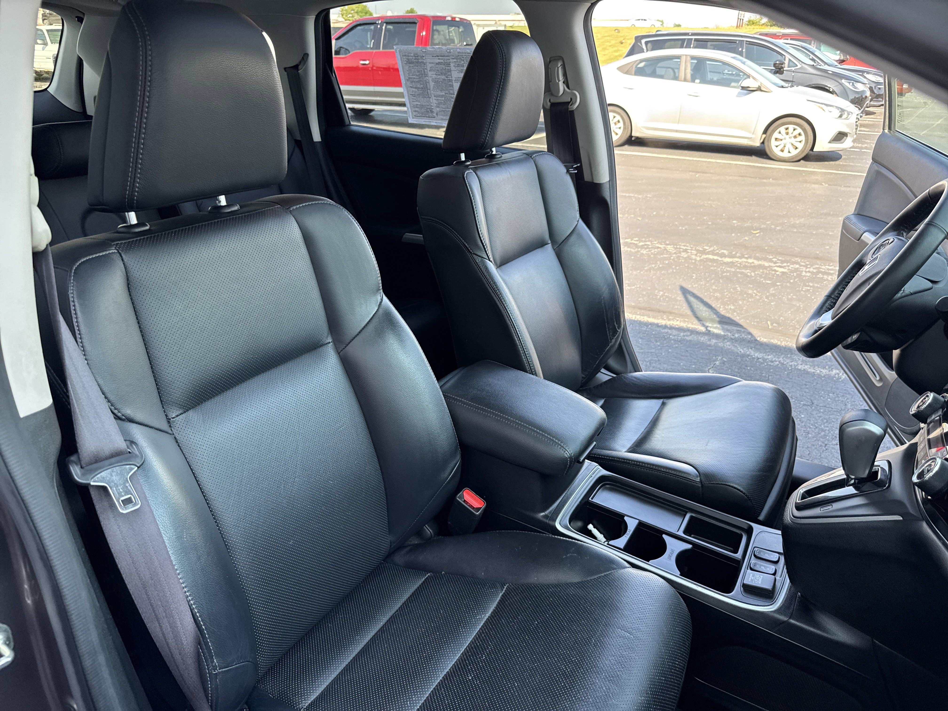 Used 2015 Honda CR-V Touring image 25