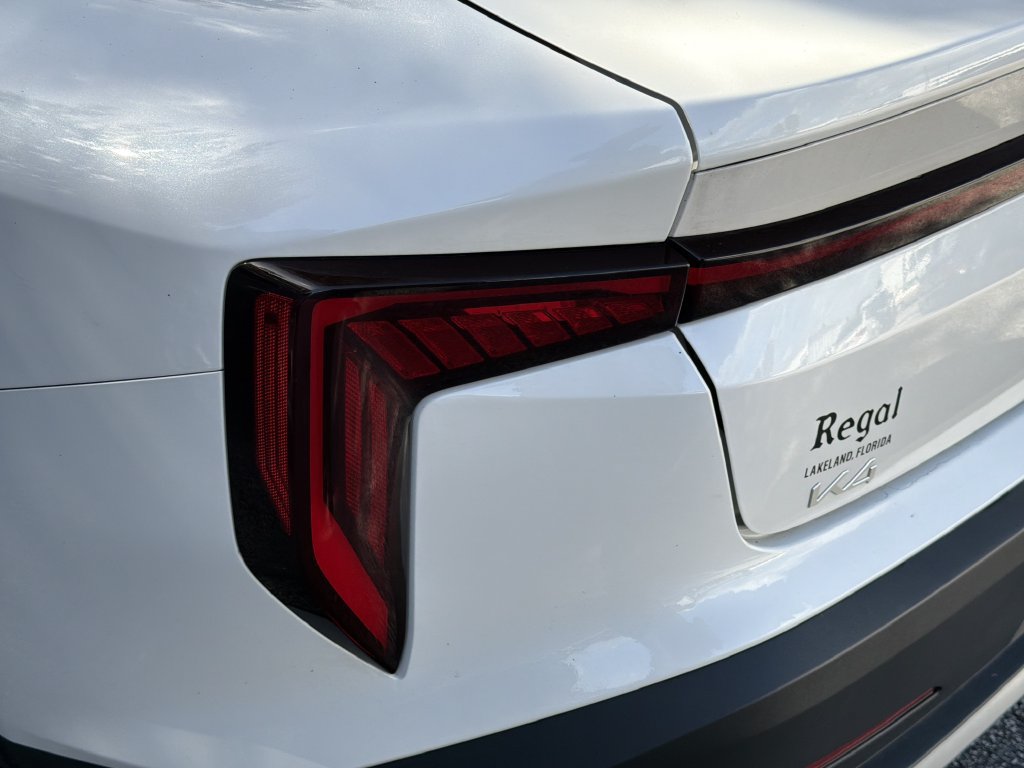 Certified 2025 Kia K4 EX FWD image 7