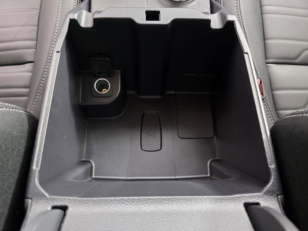 Used 2025 Ford Ranger Lariat w/ Chrome Accent Package image 37