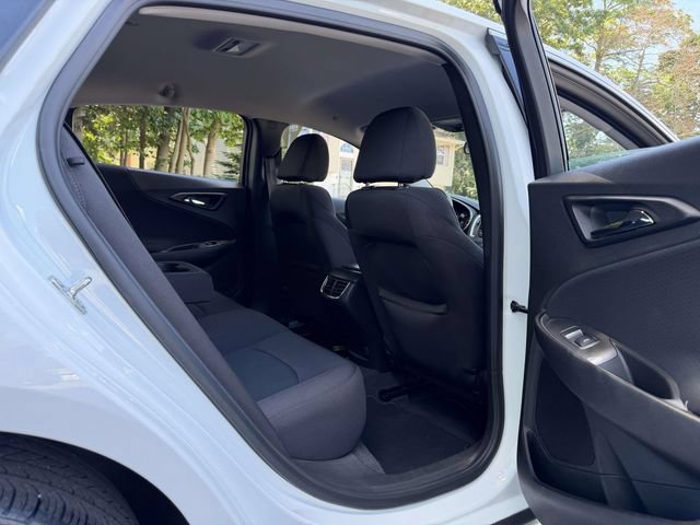Used 2022 Chevrolet Malibu LT FWD image 12