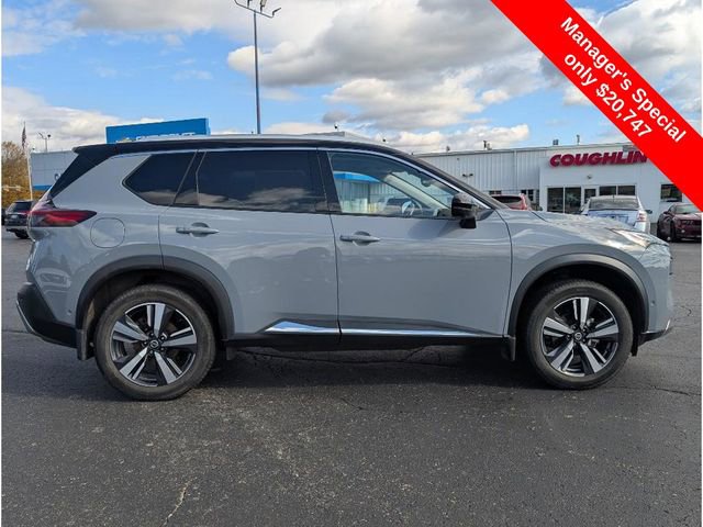Used 2021 Nissan Rogue Platinum image 8