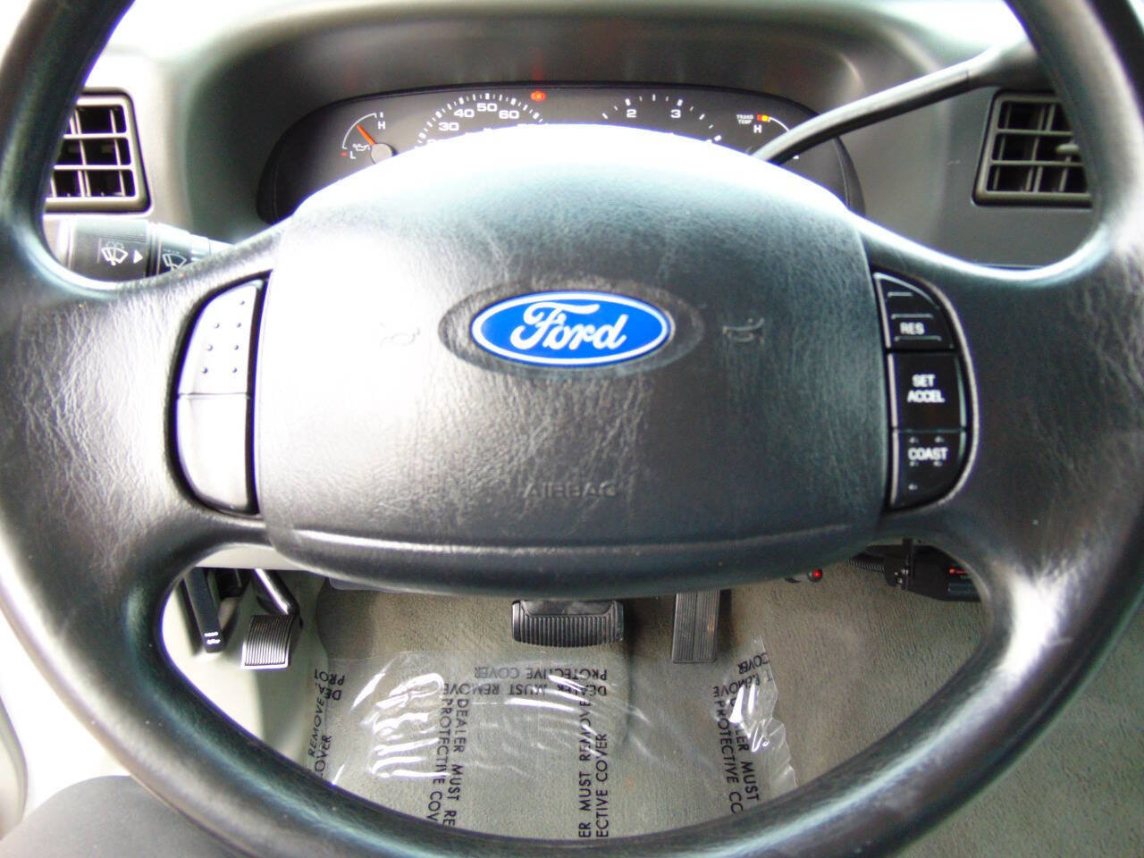 Used 2004 Ford F250 XLT image 20