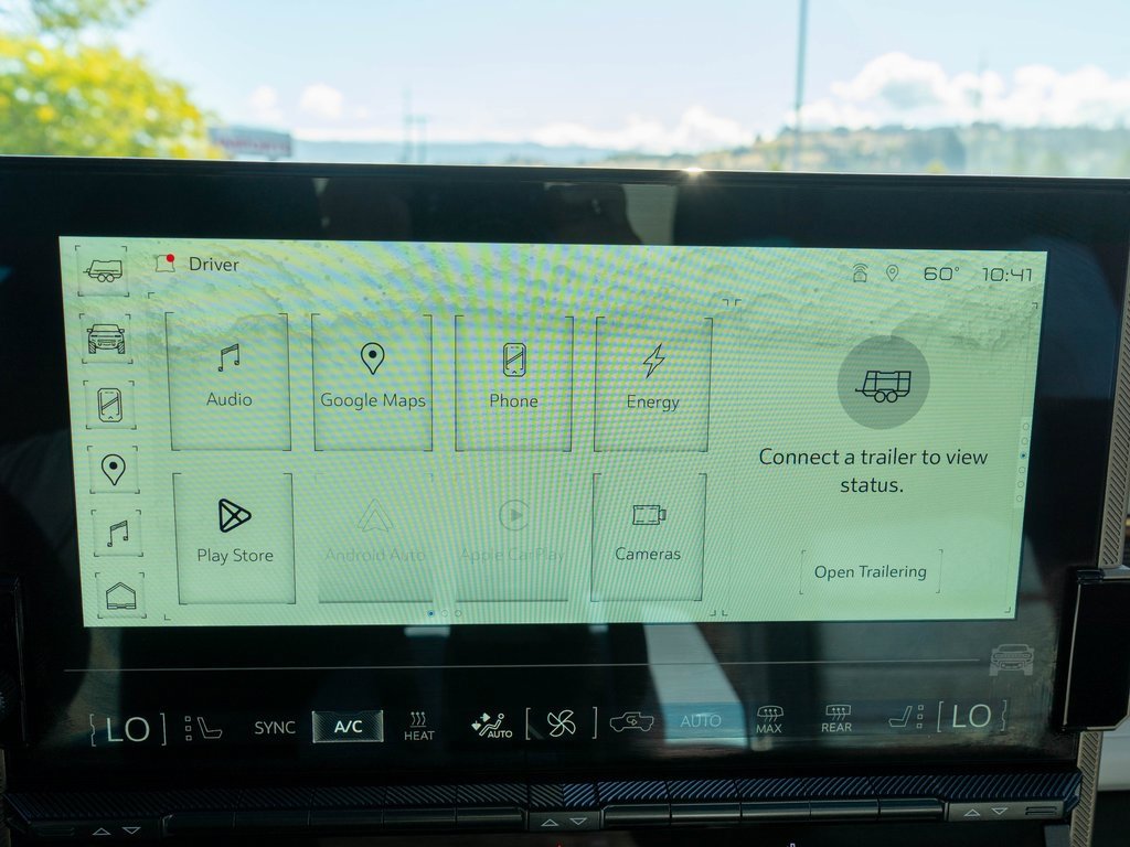 New 2025 GMC Hummer EV 3X w/ LPO, Dark Essentials Package image 24