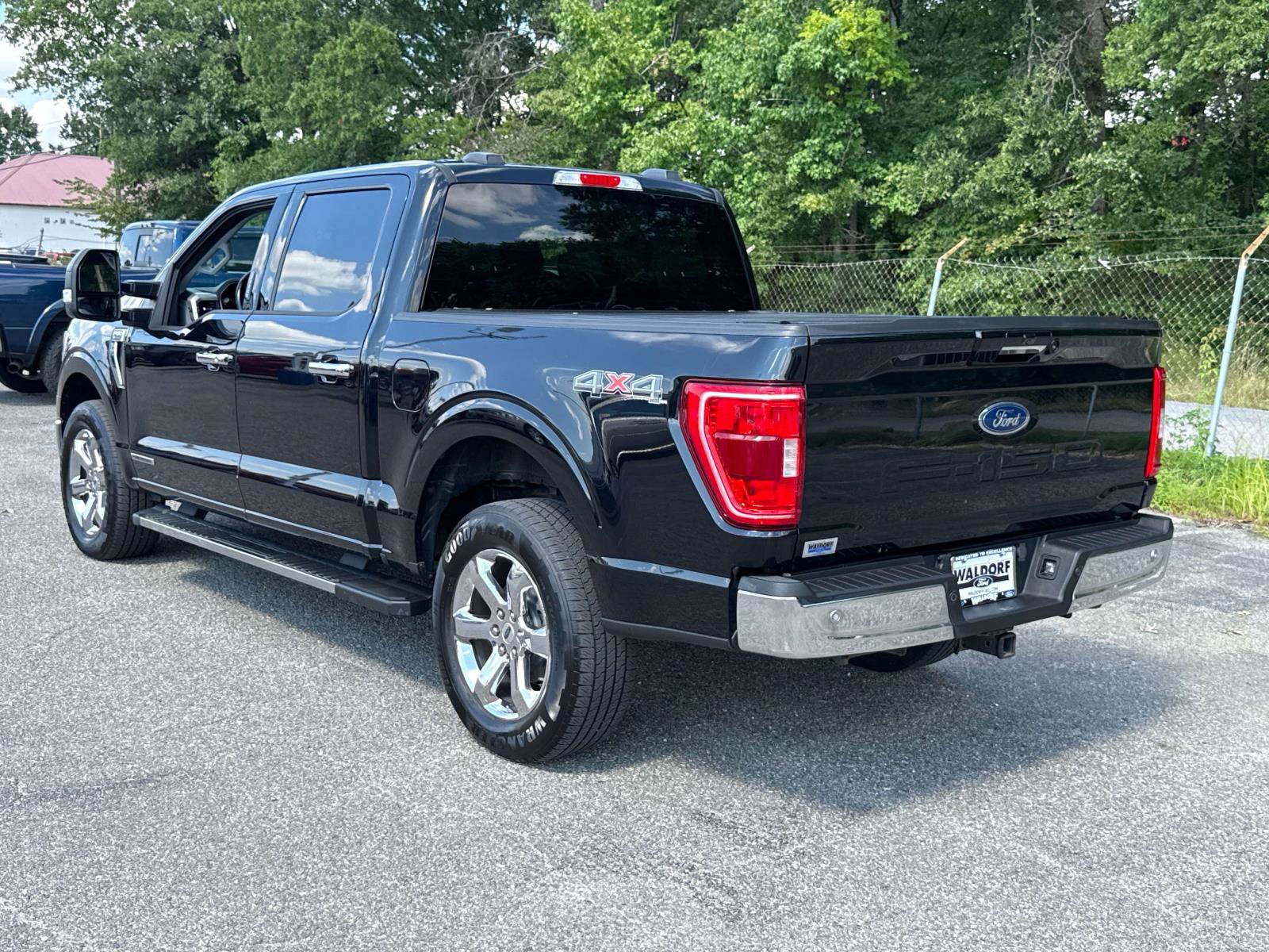 Used 2021 Ford F150 XLT w/ Equipment Group 302A High AWD/4WD image 4