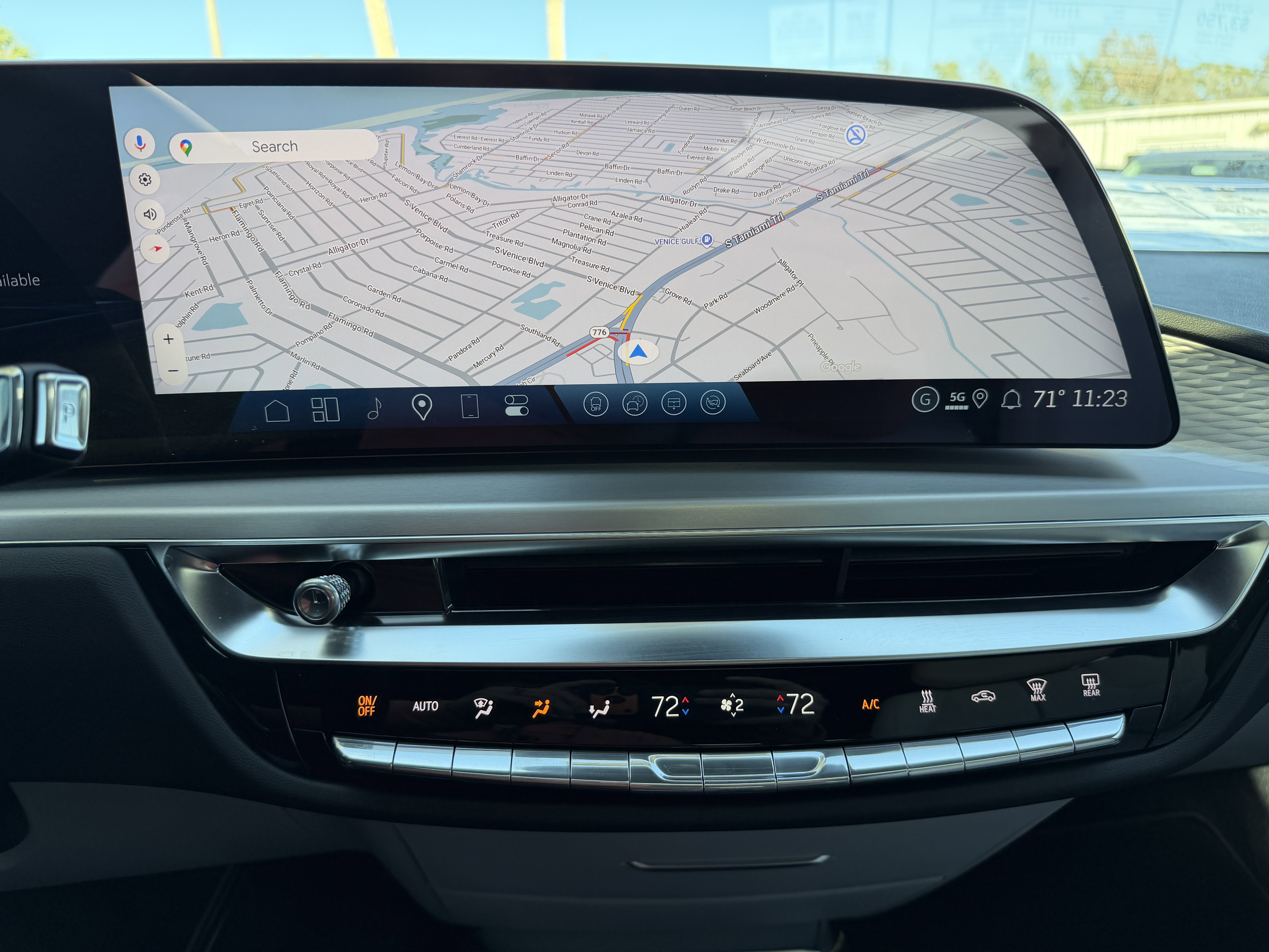 New 2026 Cadillac Lyriq Luxury image 22