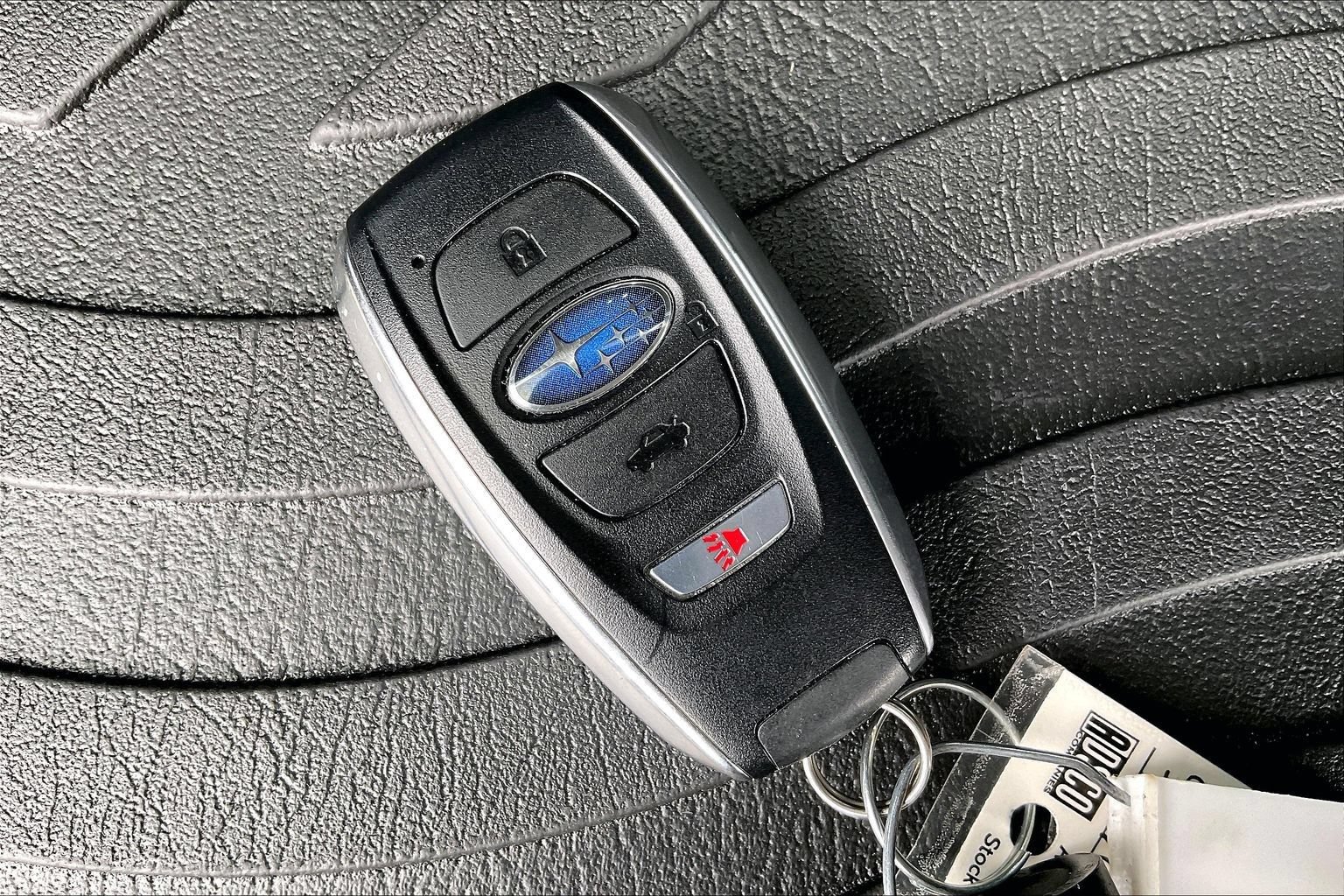 Certified 2026 Subaru Outback Touring AWD/4WD image 9