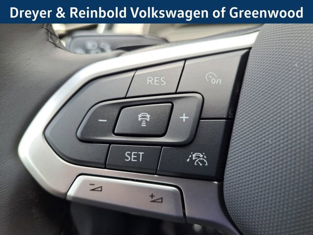 New 2025 Volkswagen Atlas Cross Sport SEL Premium R-Line image 25