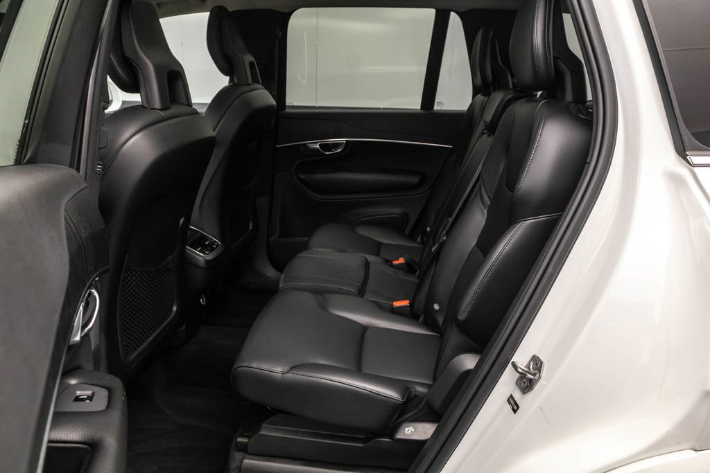 Used 2020 Volvo XC90 T5 Momentum w/ Protection Package AWD/4WD image 23