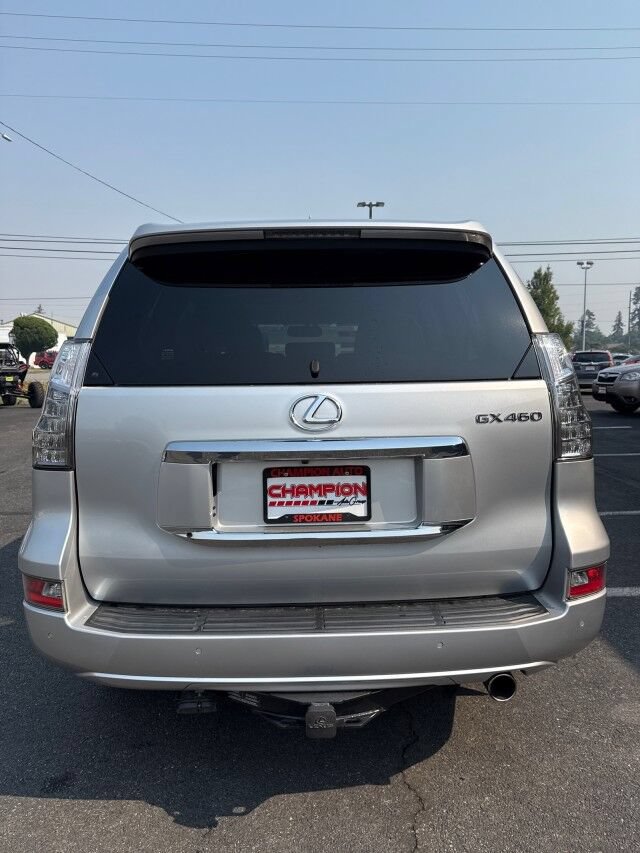 Used 2015 Lexus GX 460 w/ Premium Package AWD/4WD image 6