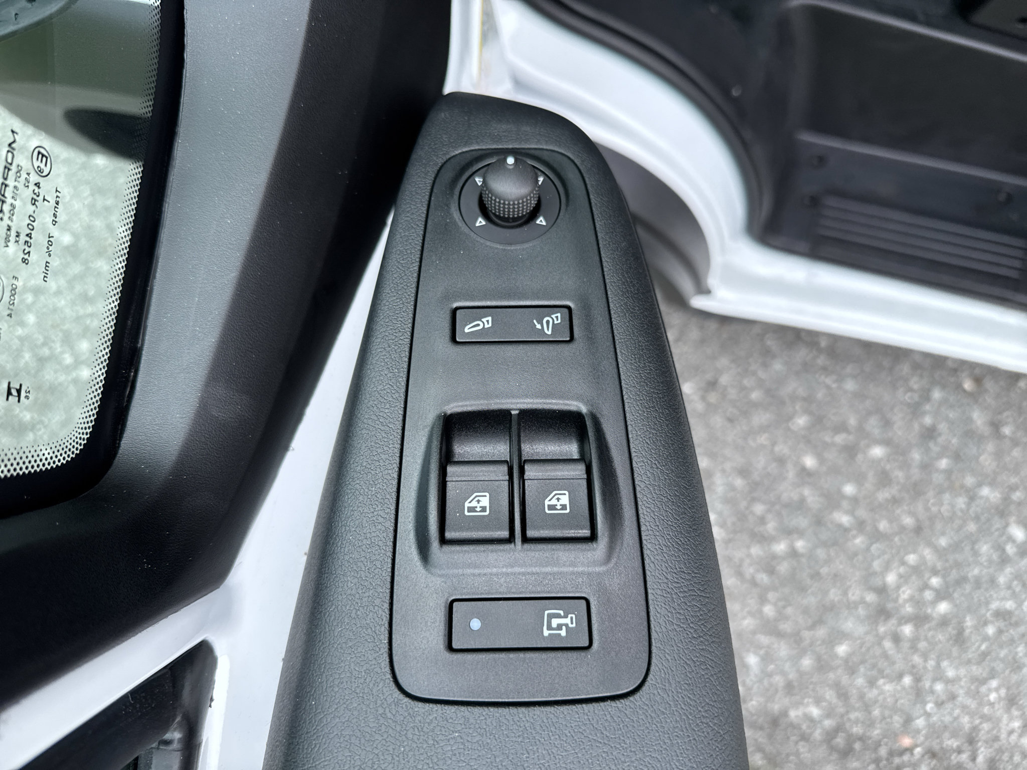 New 2026 RAM ProMaster 3500 w/ Convenience Group FWD image 26