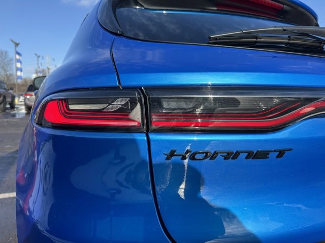 Used 2024 Dodge Hornet R/T Plus w/ Tech Pack Plus w/o Parking image 9