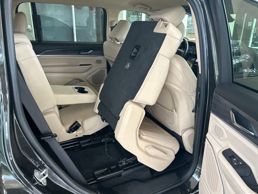 Used 2022 Jeep Grand Cherokee L Limited image 29