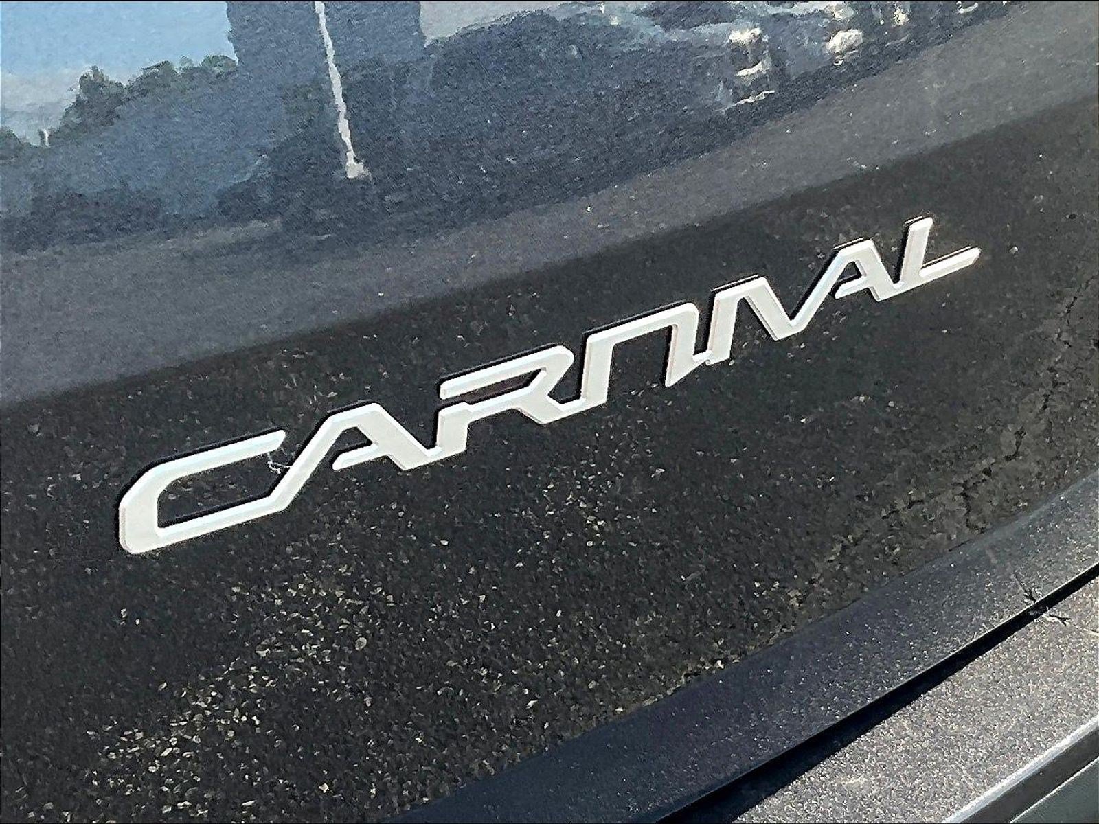 Used 2023 Kia Carnival SX FWD image 24