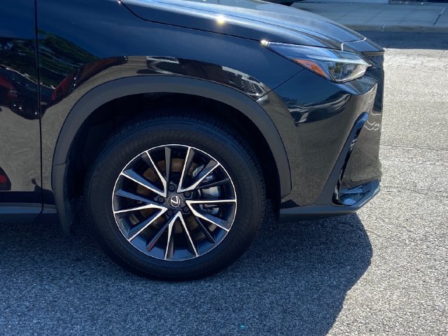 Certified 2024 Lexus NX 350 AWD image 9