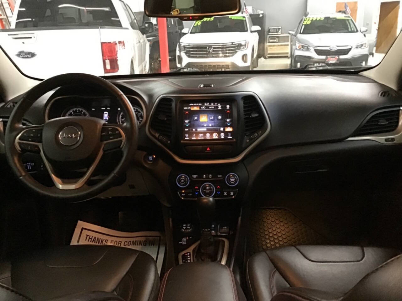 Used 2015 Jeep Cherokee Trailhawk w/ Comfort/Convenience Group AWD/4WD image 26