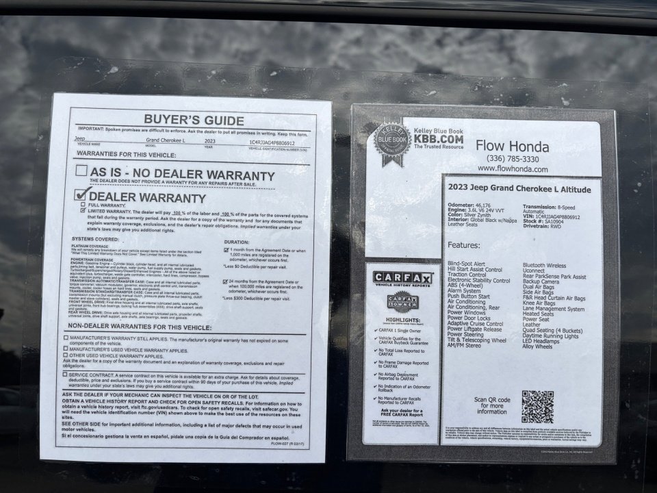 Used 2023 Jeep Grand Cherokee L Laredo image 37