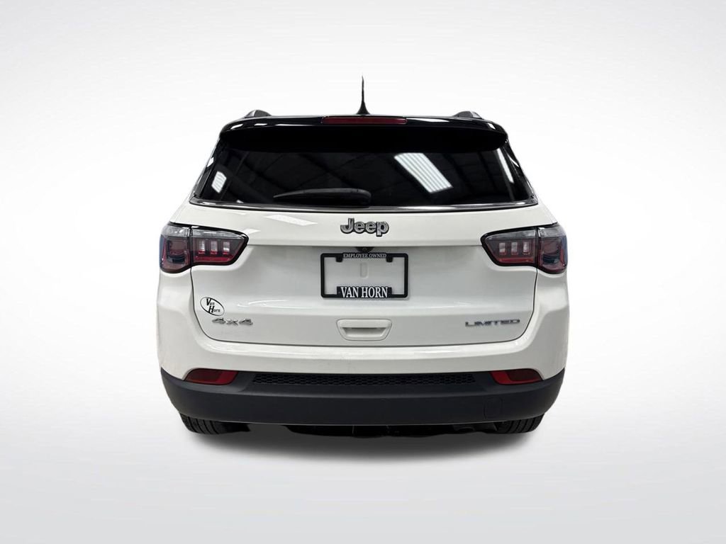 Used 2020 Jeep Compass Limited image 14