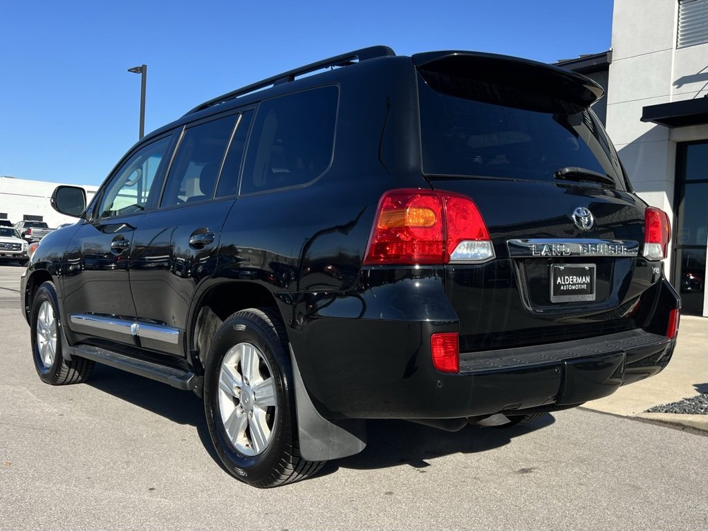 Used 2013 Toyota Land Cruiser image 6