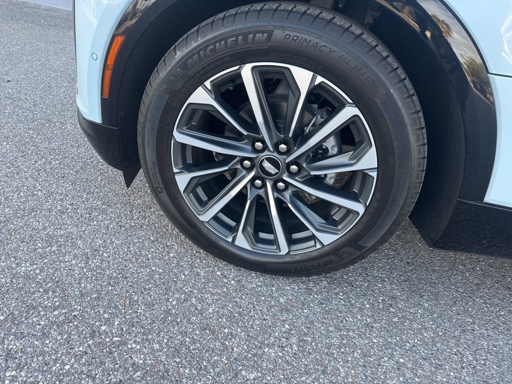 Used 2024 Cadillac Lyriq Sport image 10